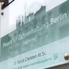 Zahnarzt Charlottenburg - Unser Praxisschild